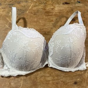 Victoria’s Secret Bra 36DD
